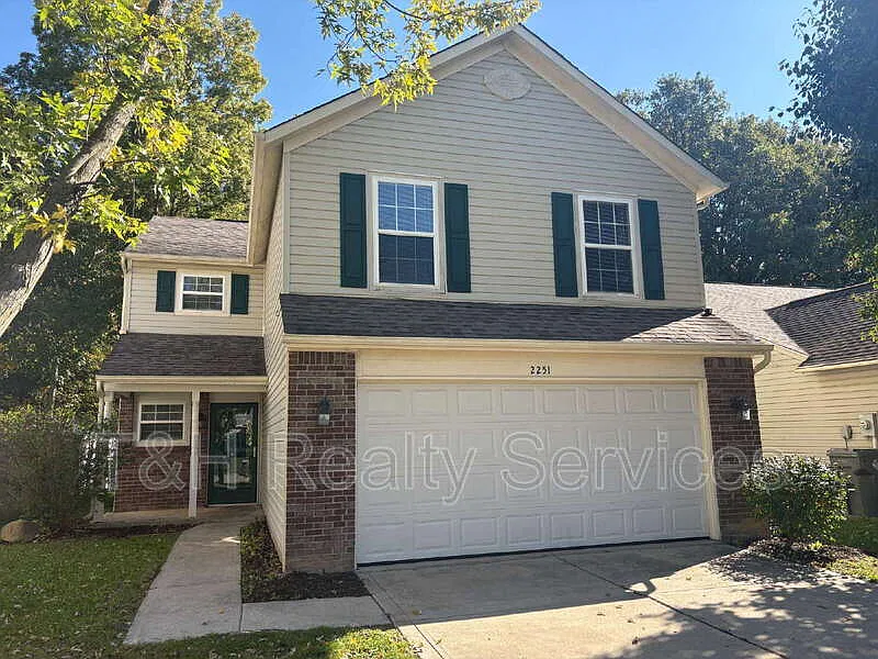 4 bed, 2.0 bath, 2163 sqft, $1,890 — Photo 4