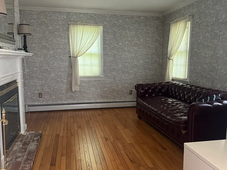 137 Newton Hill Rd — Photo 5