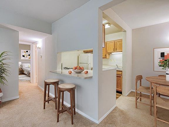 3rd image of 2535 Ross Rd #2418-101