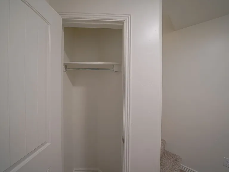 1000 E Bluffview Dr #115 — Photo 20