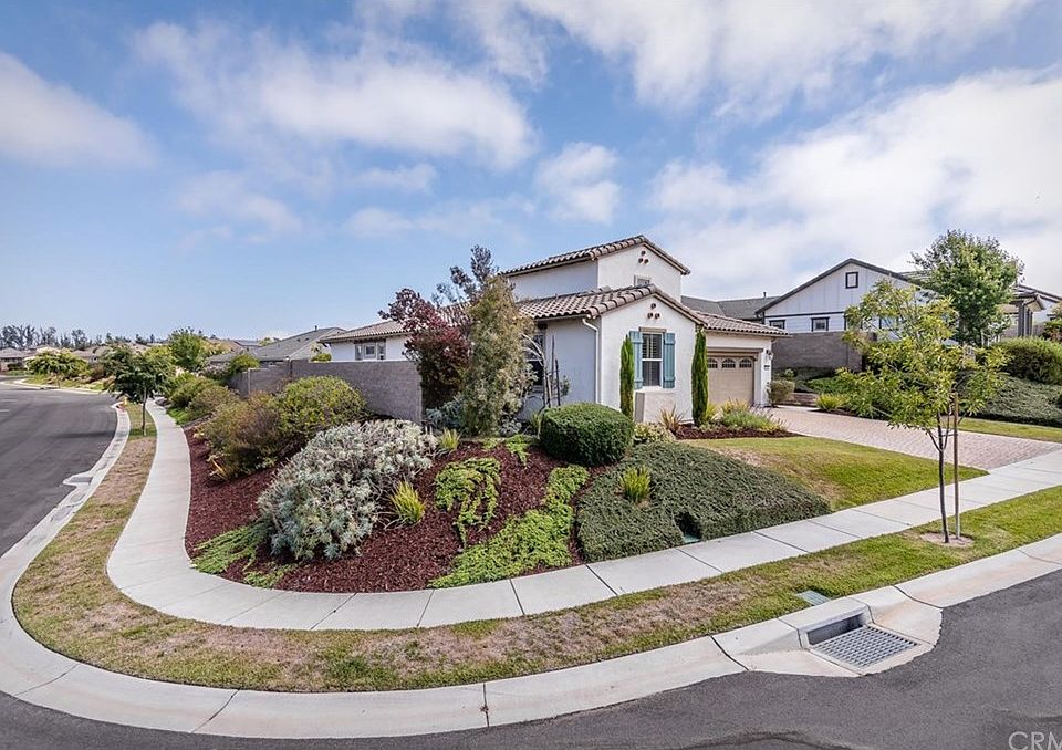 1st image of 1135 Vaquero Way
