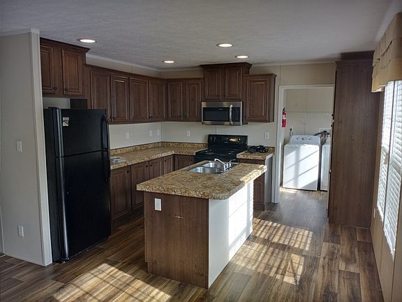 4th image of 750 Dunlop Ln #87