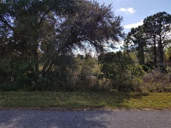 3rd image of 2278 Le Jeune Dr