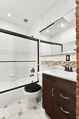 Rented by Compass | media 5