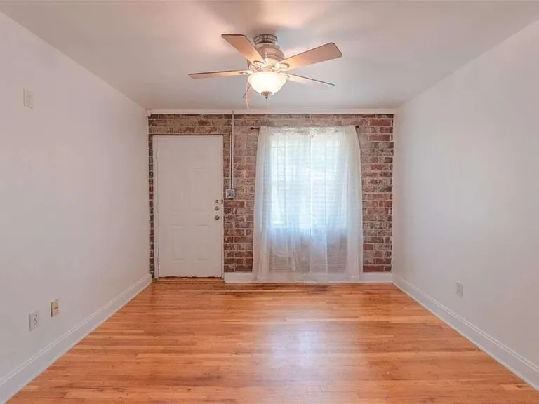 24 Daniel St SE #8 — Photo 8