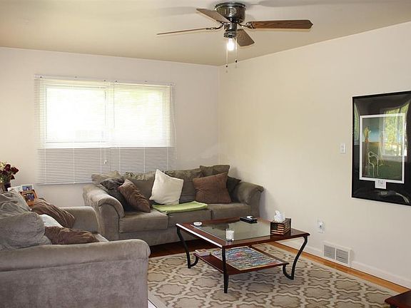 3rd image of 2552 Crofthill Dr
