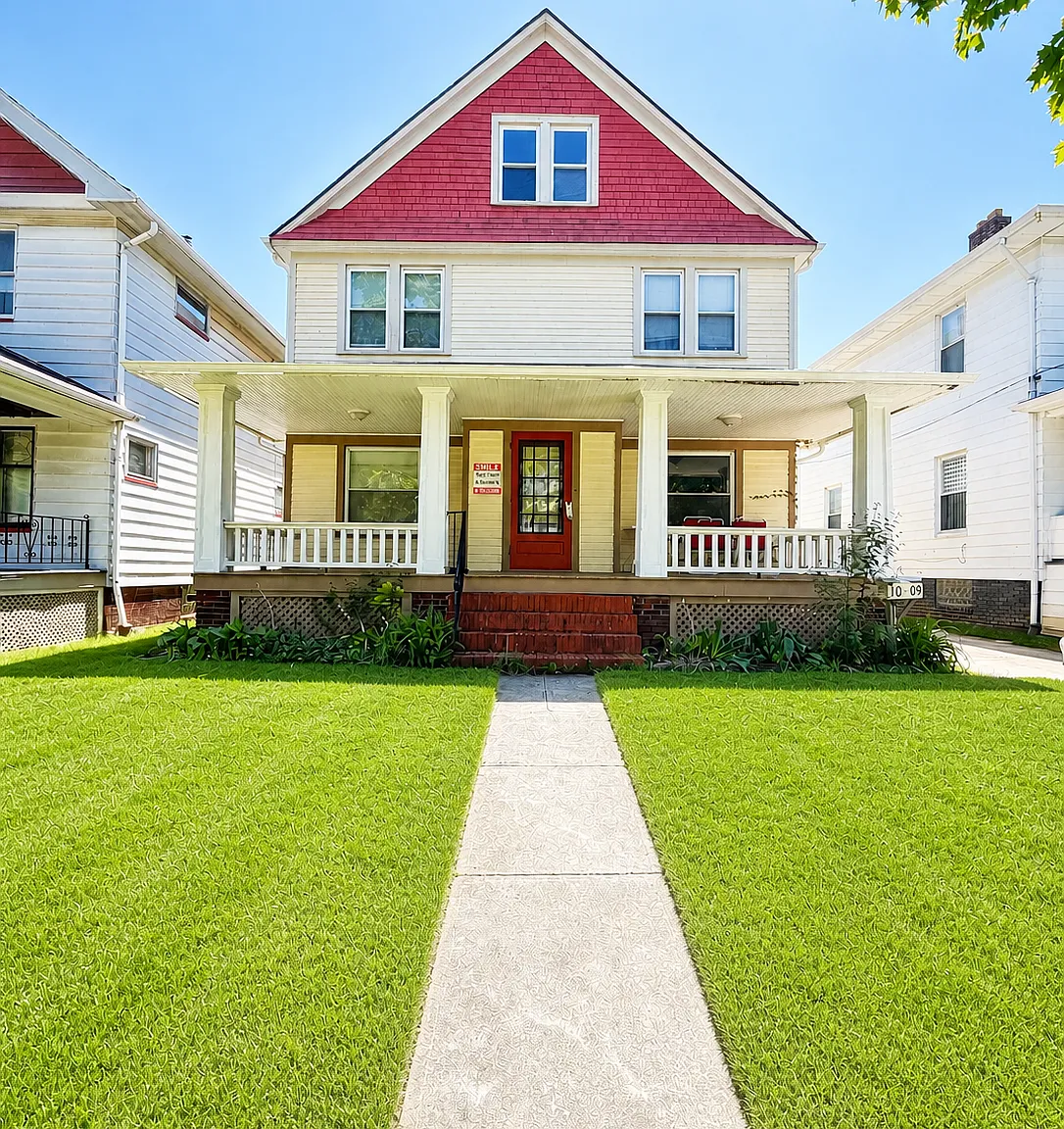 10609 Bernard Avenue — Photo 1