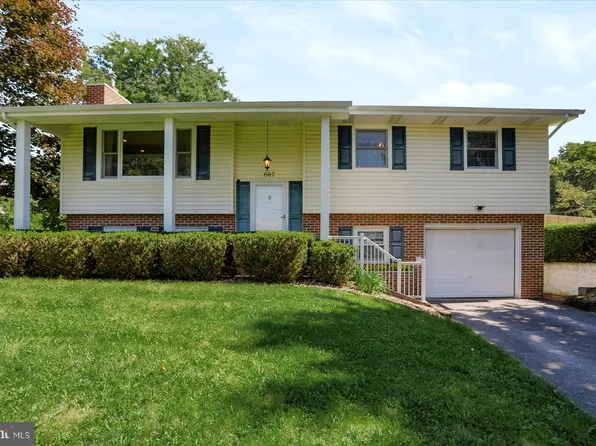 687 Thompson St, Lemont, PA 16851