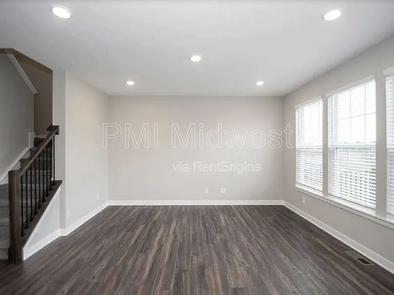 7276 Zanesville Rd — Photo 12