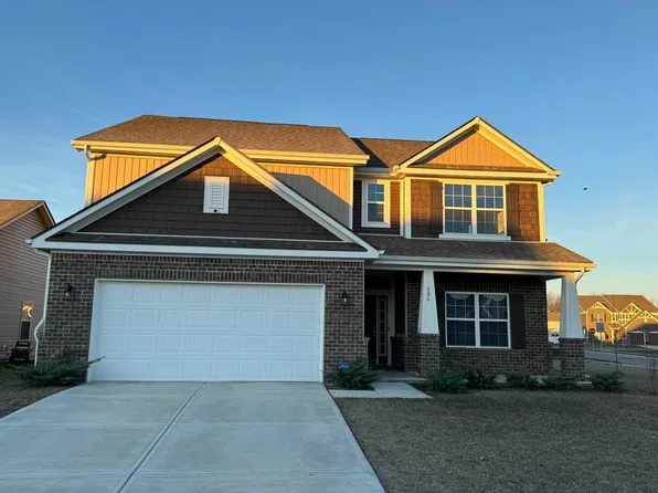 586 Freedom Dr, Pittsboro, IN 46167