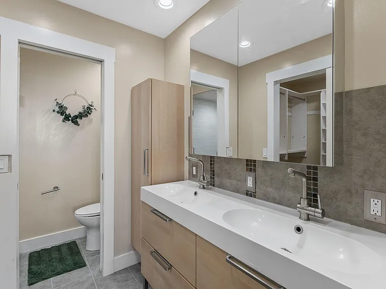 1749 S Oak Springs Dr — Photo 14