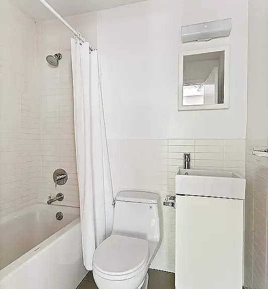 533 Atlantic Ave #D — Photo 4