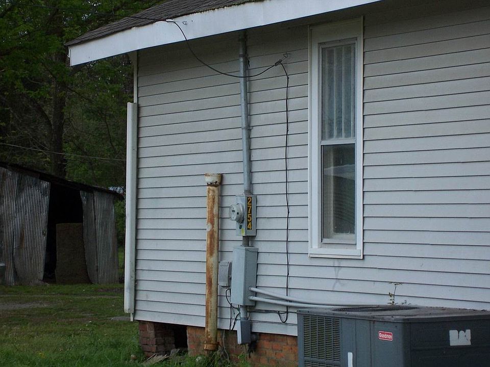 2nd image of 2754 Highway 70 E