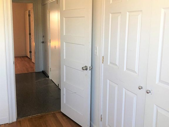 5th image of 4380 Martha Ave Floor 3