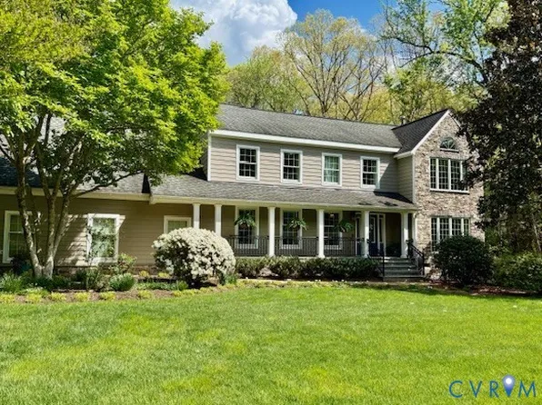 207 Farnham Dr, North Chesterfield, VA 23236