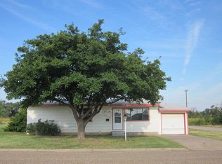 1719 Lexington St, Plainview, TX 79072