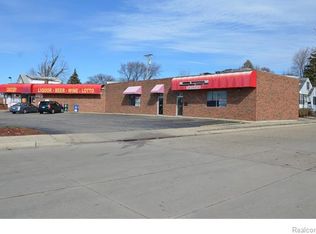 951 E 9 Mile Rd, Hazel Park, MI 48030