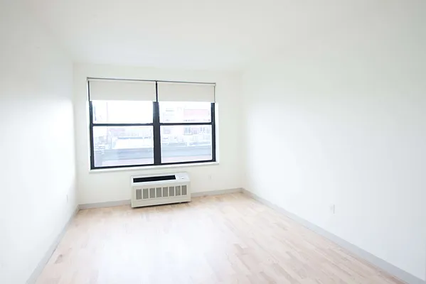 Rented by Domain Companies | media 7