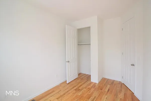 Rented by MNS | media 3