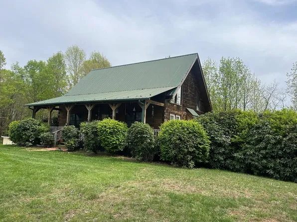 143 Countytop Ln, Fancy Gap, VA 24328