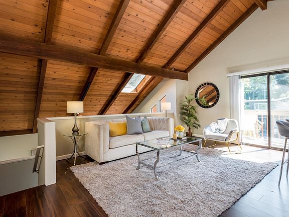 4th image of 331 Avenue Del Oro