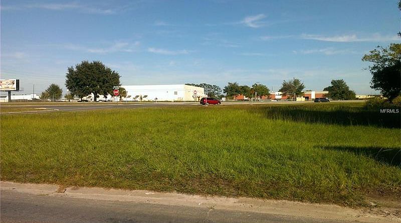1st image of 2427 Continental Blvd