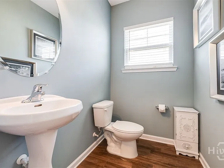 285 Willow Point Cir — Photo 16