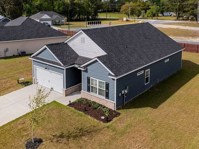 203 Glick Way — Photo 15