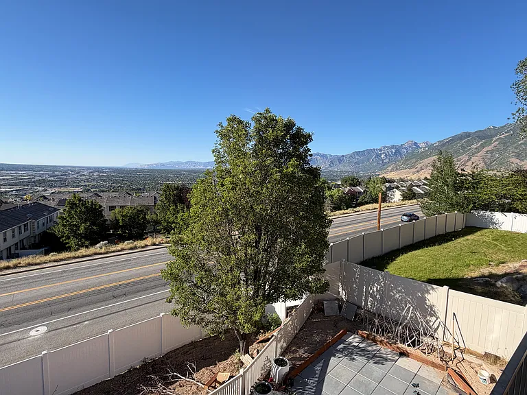 453 E Lana Ct — Photo 25
