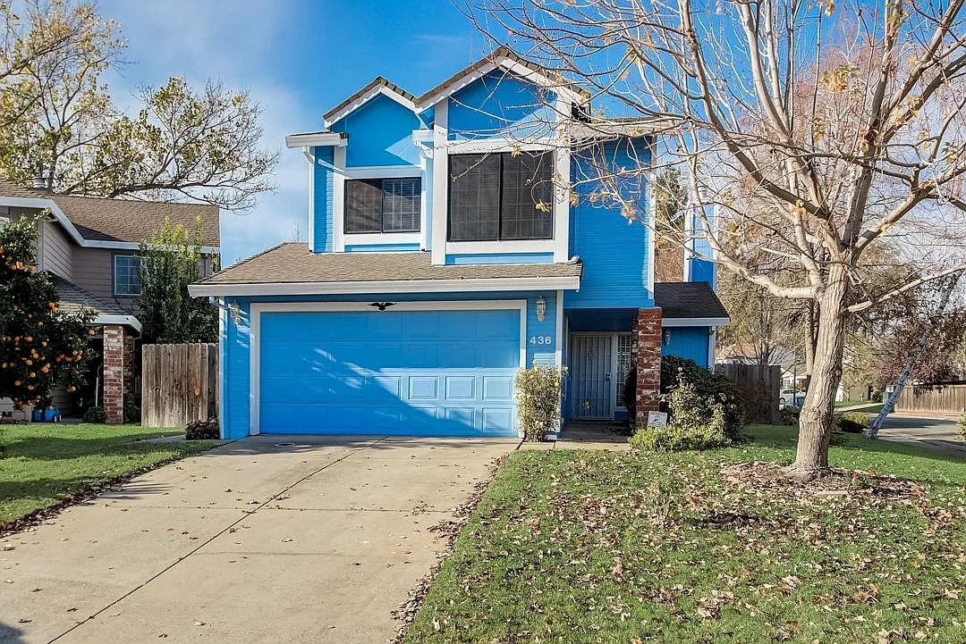 436 Blue Dolphin Way photo 1