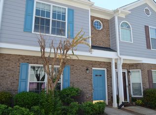 2556 Walden Lake Dr, Decatur, GA 30035