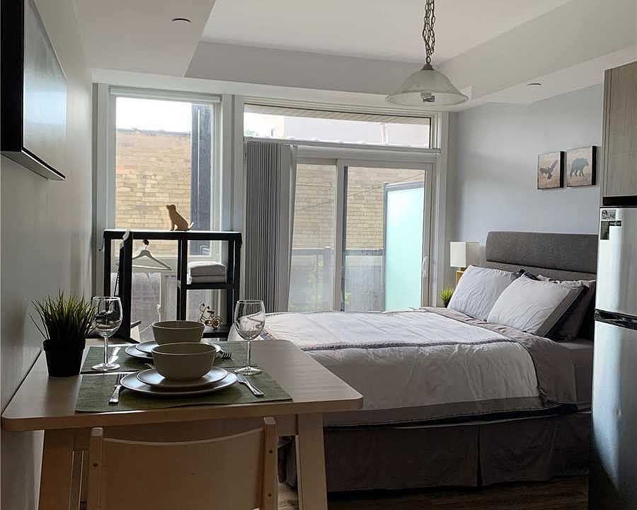 2nd image of 335 College St #105