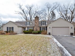 1549 Meadow Ln, Glenview, IL 60025