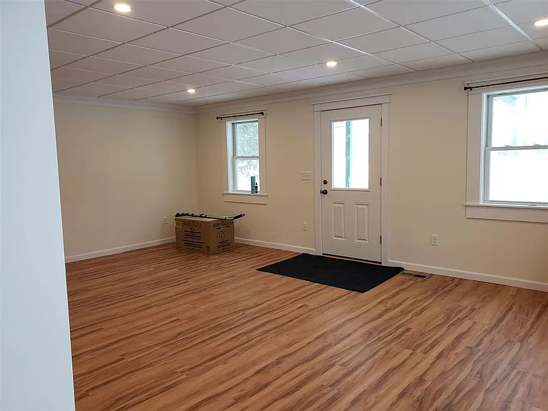 101 Main St #1 — Photo 7