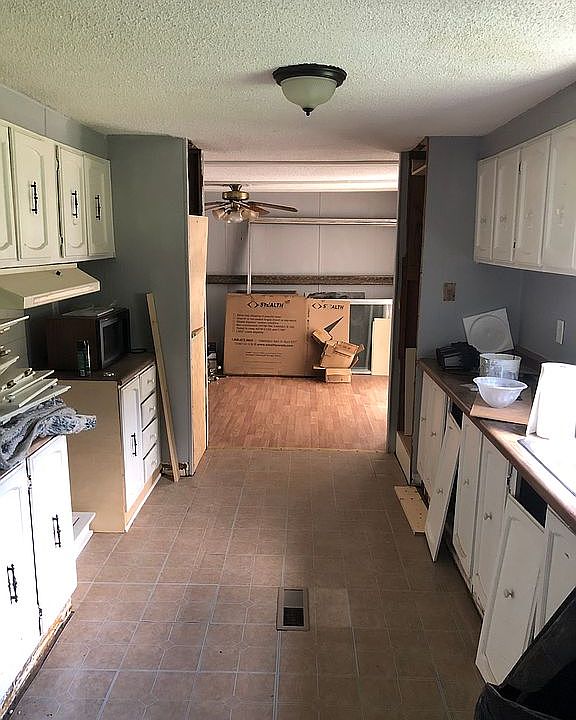 1st image of 145 Riverchase Dr