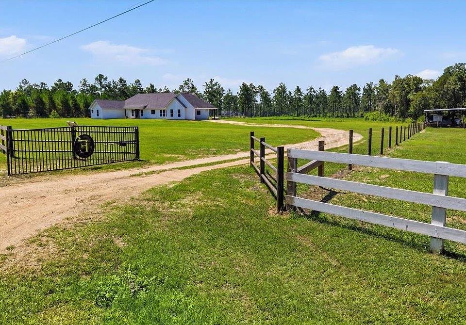 1st image of 1016 County Road 4472
