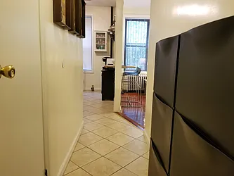 Rented by Dorit Avidar, LREB