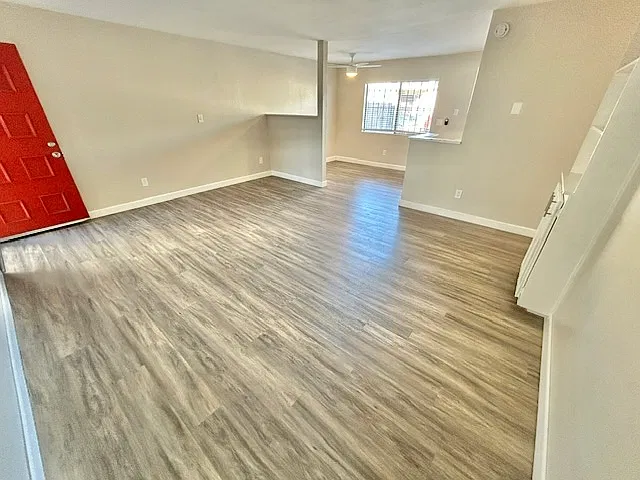 2 bed, 1.5 bath, 875 sqft, $2,295 — Photo 3