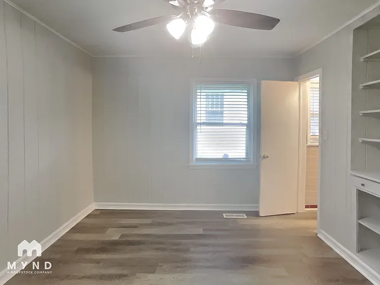 510 9th Ave — Photo 15