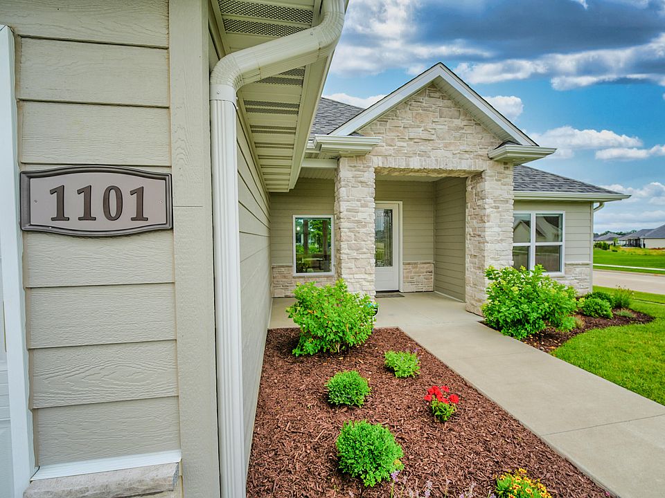 1st image of 1101 Shadow Hawk Ct