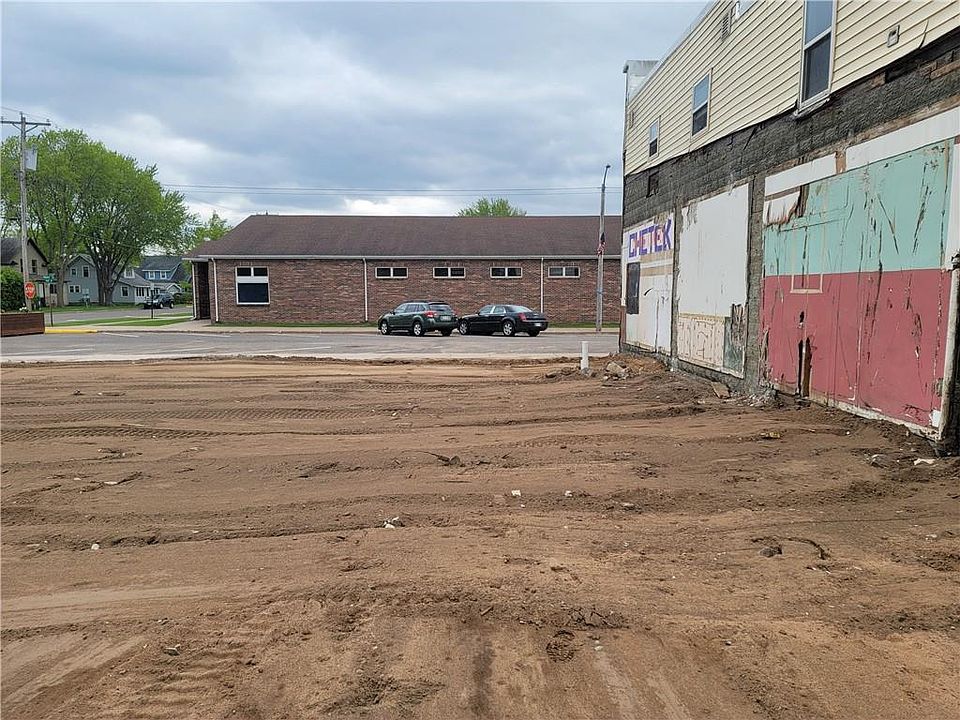 2nd image of 106 Knapp Street