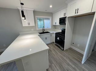 2097 E 11th St, La Verne, CA 91750