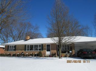 407 W Sherry Dr, Dayton, OH 45426