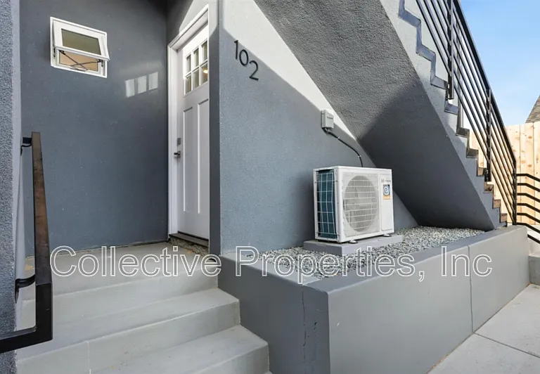 2715 Columbia St #102 — Photo 8
