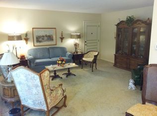 1275 SW Fillmore St APT 17, Topeka, KS 66604