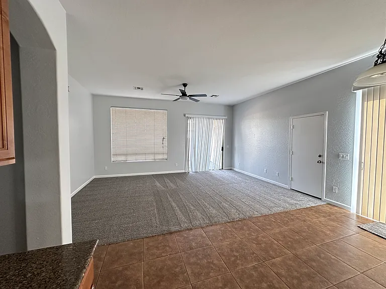 791 E Powell Way — Photo 8