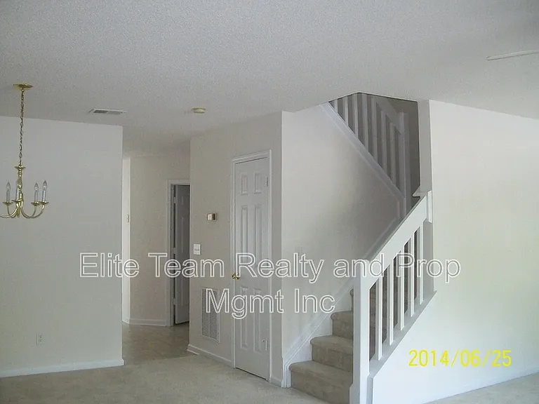 9134 Charminster Ct — Photo 4