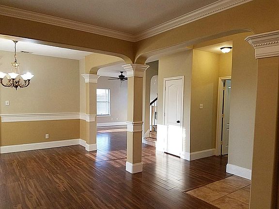 4th image of 21107 Woodland Green Dr