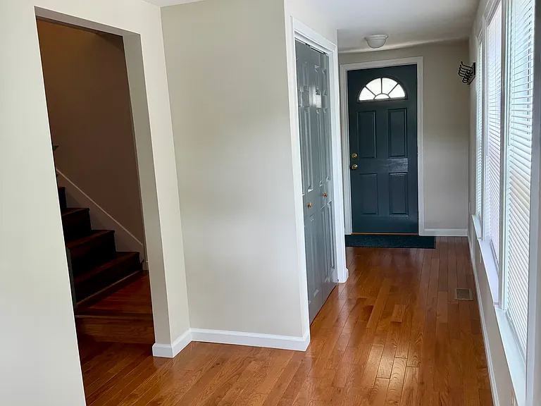 102 Sarvey Ln — Photo 12