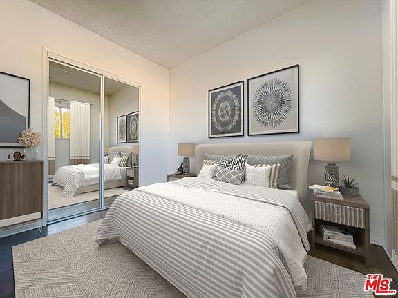 2nd image of 649 Ocean Park Blvd